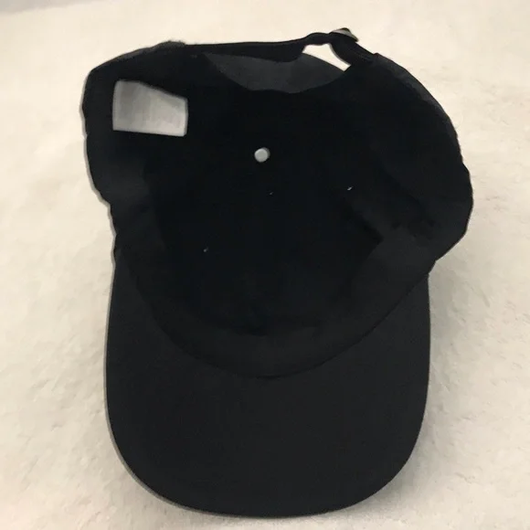GATAM  Adjustable Black Cap - Picture 4 of 11
